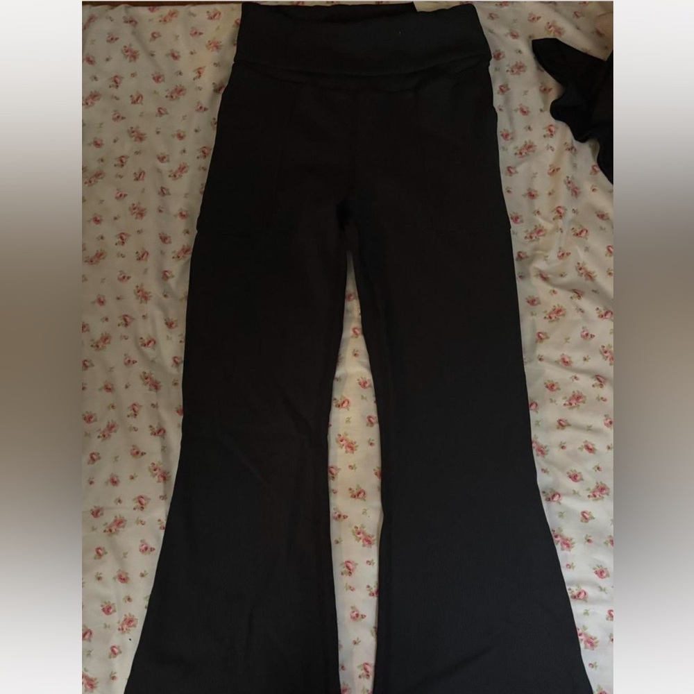 Aerie Black ribbed Flare leggings